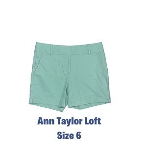 Ann Taylor Loft Khaki Shorts Size 6 The Riviera